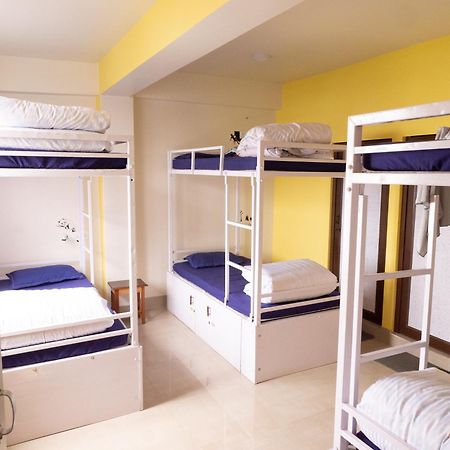 Хостел Tag Along Backpackers Гангток Экстерьер фото