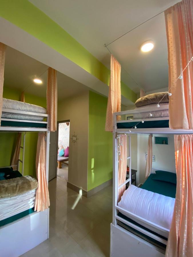 Хостел Tag Along Backpackers Гангток Экстерьер фото