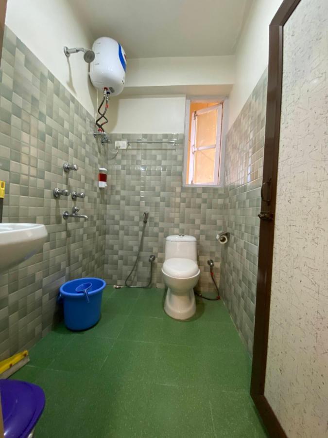 Хостел Tag Along Backpackers Гангток Экстерьер фото